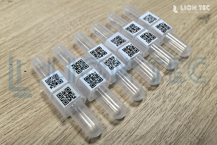 醫療行業試劑管UV噴印二維碼-清晰易識別