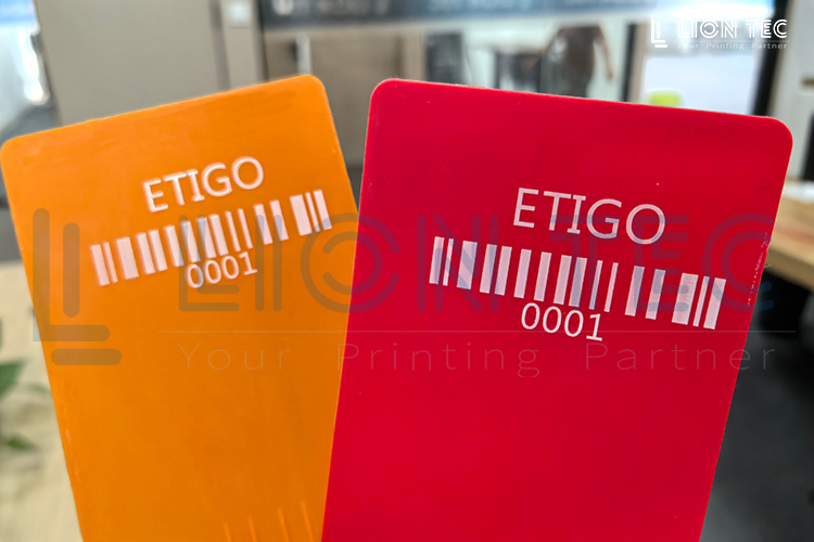 UV噴碼機(jī)在塑料掛簽應(yīng)用上有什么優(yōu)勢(shì)？